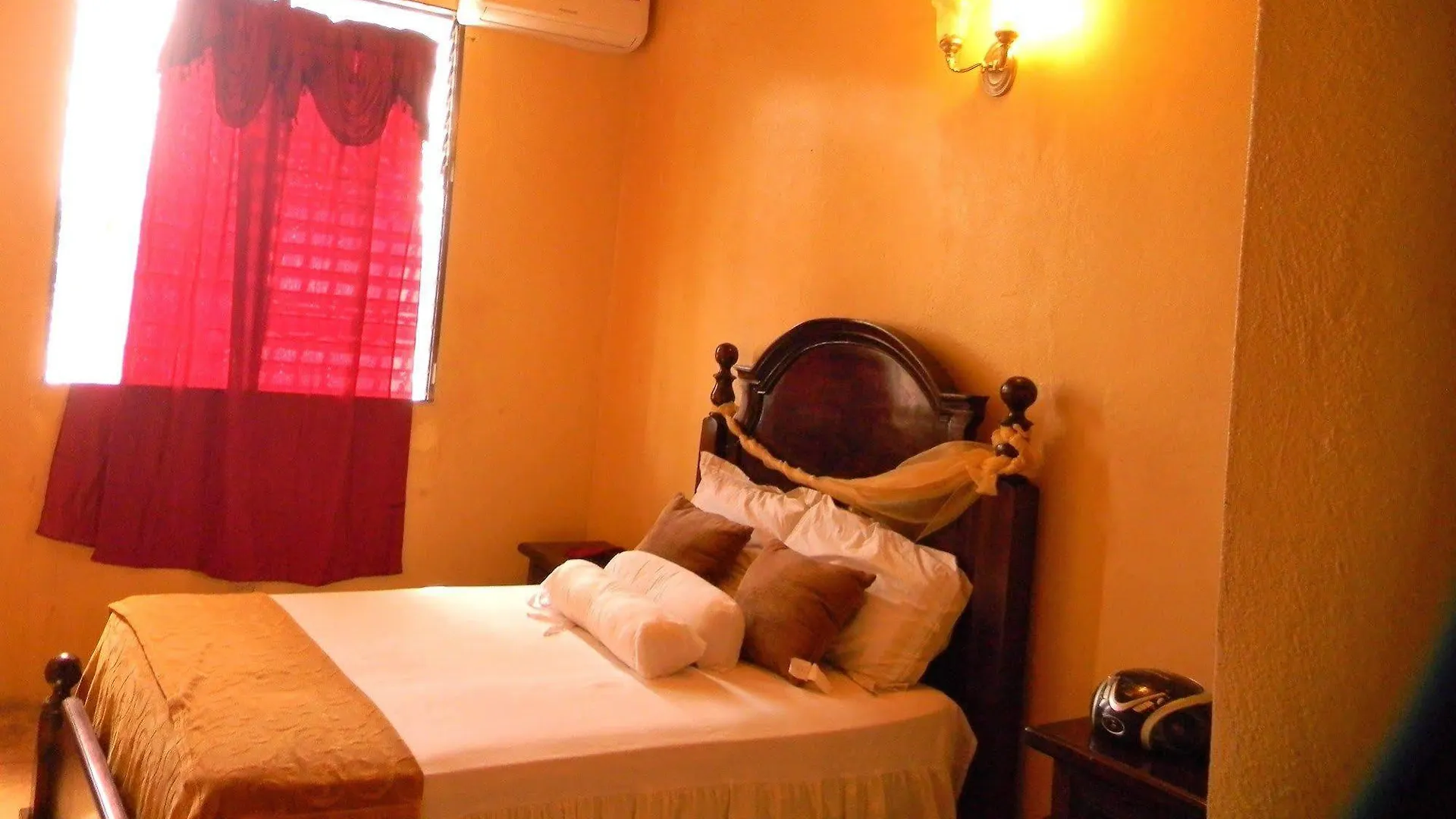 Hotel De La Decouverte Ле-Ке